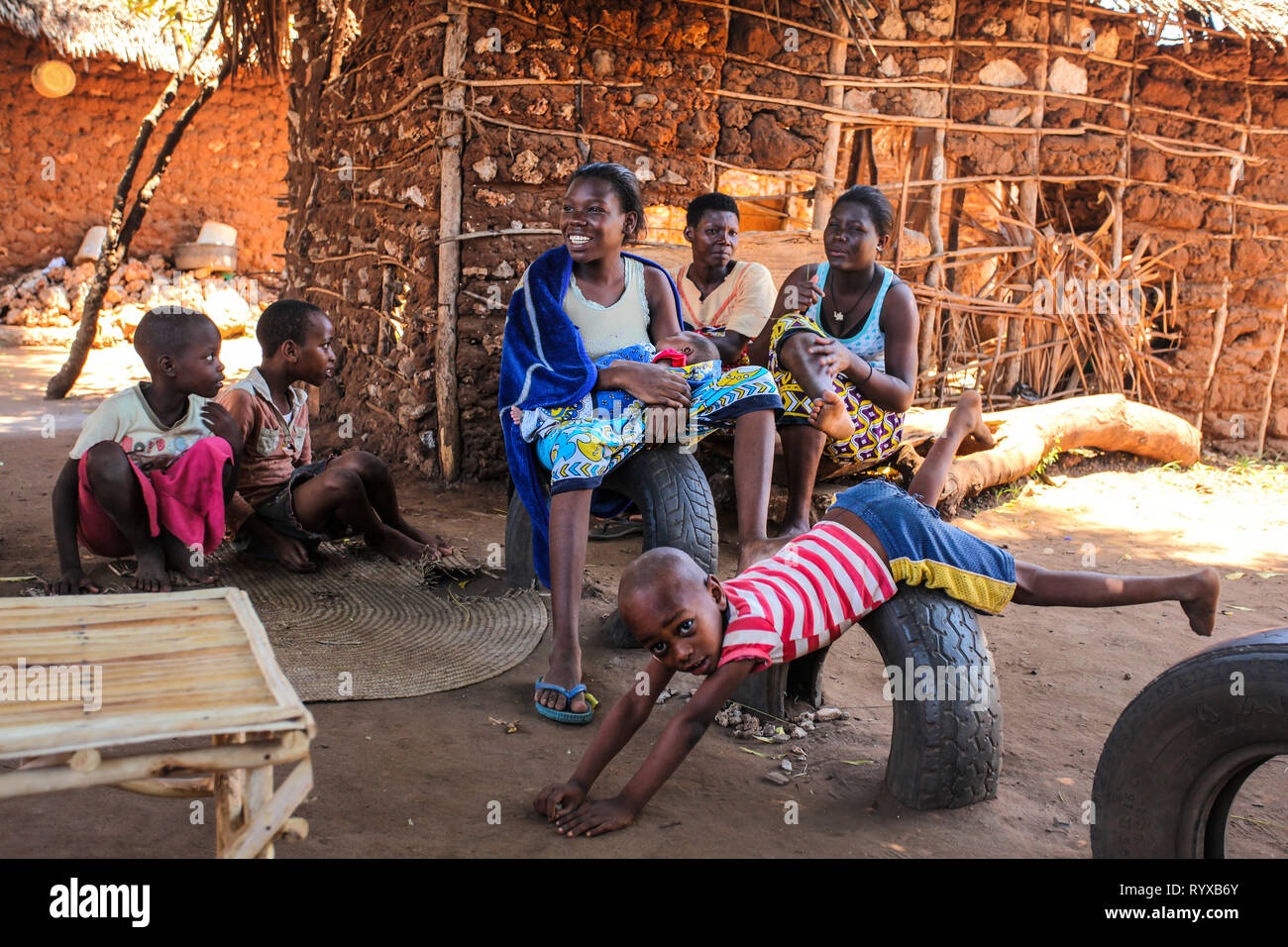 Poor living conditions hires stock photography and images Alamy