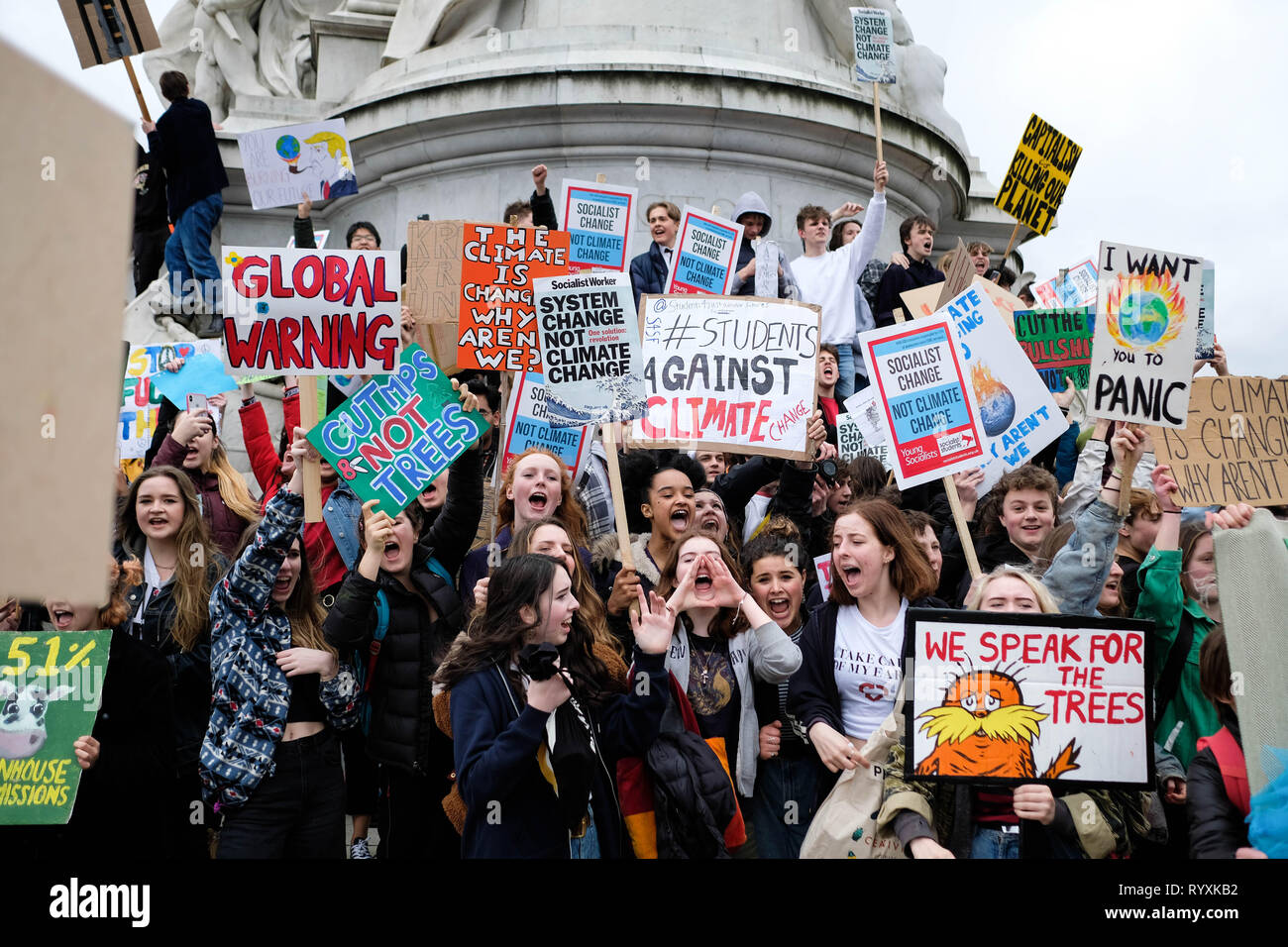 15th March 2019. Youth Strike 4 Climate, London, United Kingdom. Protesters March Credit: Rokas Juozapavicius/Alamy Live News Stock Photo