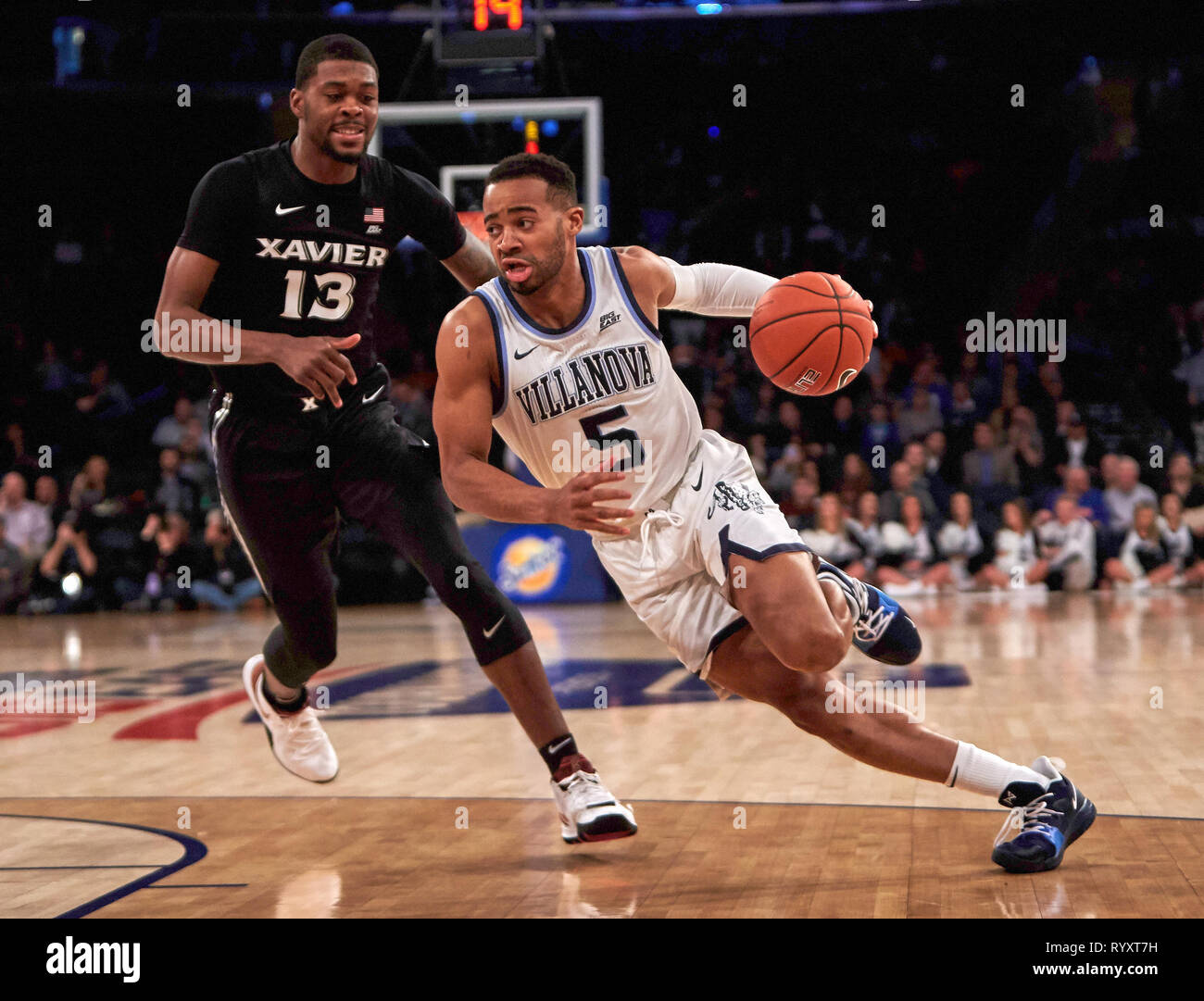New York, New York, USA. 15th Mar, 2019. Villanova Wildcats guard Phil Booth (5) drives to the basket n the first half during semifinal round of the Big East Tournament between the Xavier Musketeers and the Villanova Wildcats at Madison Square Garden in New York City. Duncan Williams/CSM/Alamy Live News Stock Photo