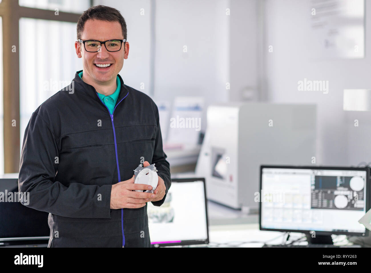 Dental technician hires stock photography and images Alamy
