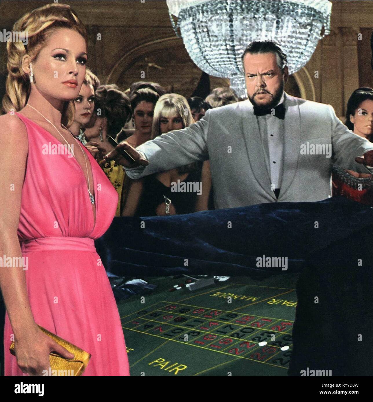 казино рояль casino royale 1967