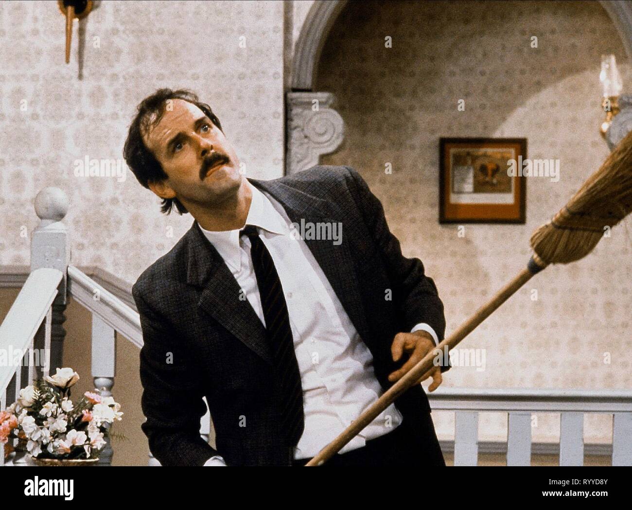 JOHN CLEESE , FAWLTY TOWERS, 1975 Stock Photo - Alamy