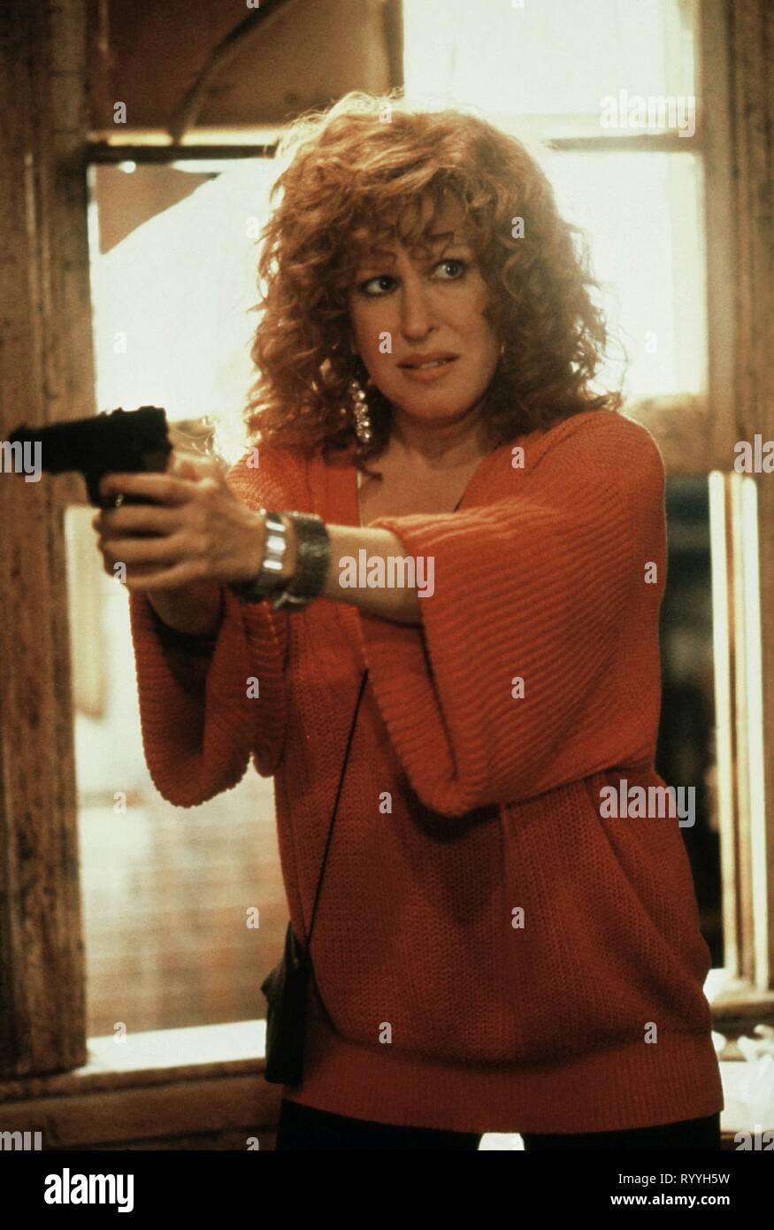 BETTE MIDLER, OUTRAGEOUS FORTUNE, 1987 Stock Photo - Alamy