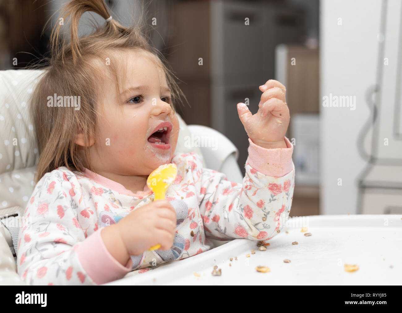 things a 17 month old should be doing