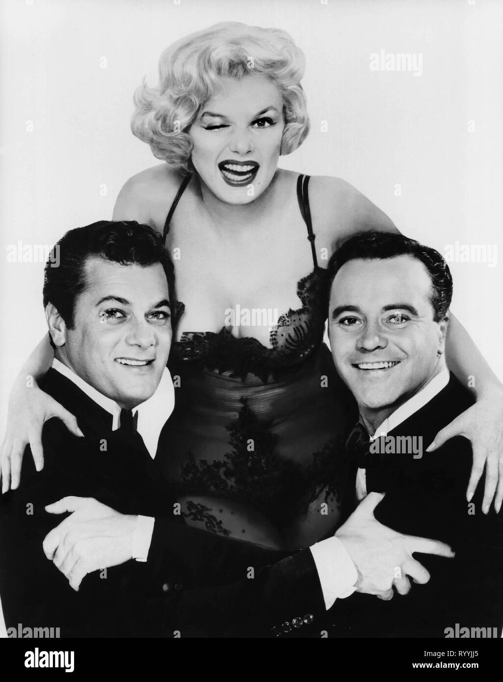 TONY CURTIS, MARILYN MONROE, JACK LEMMON, SOME LIKE IT HOT, 1959 Stock Photo