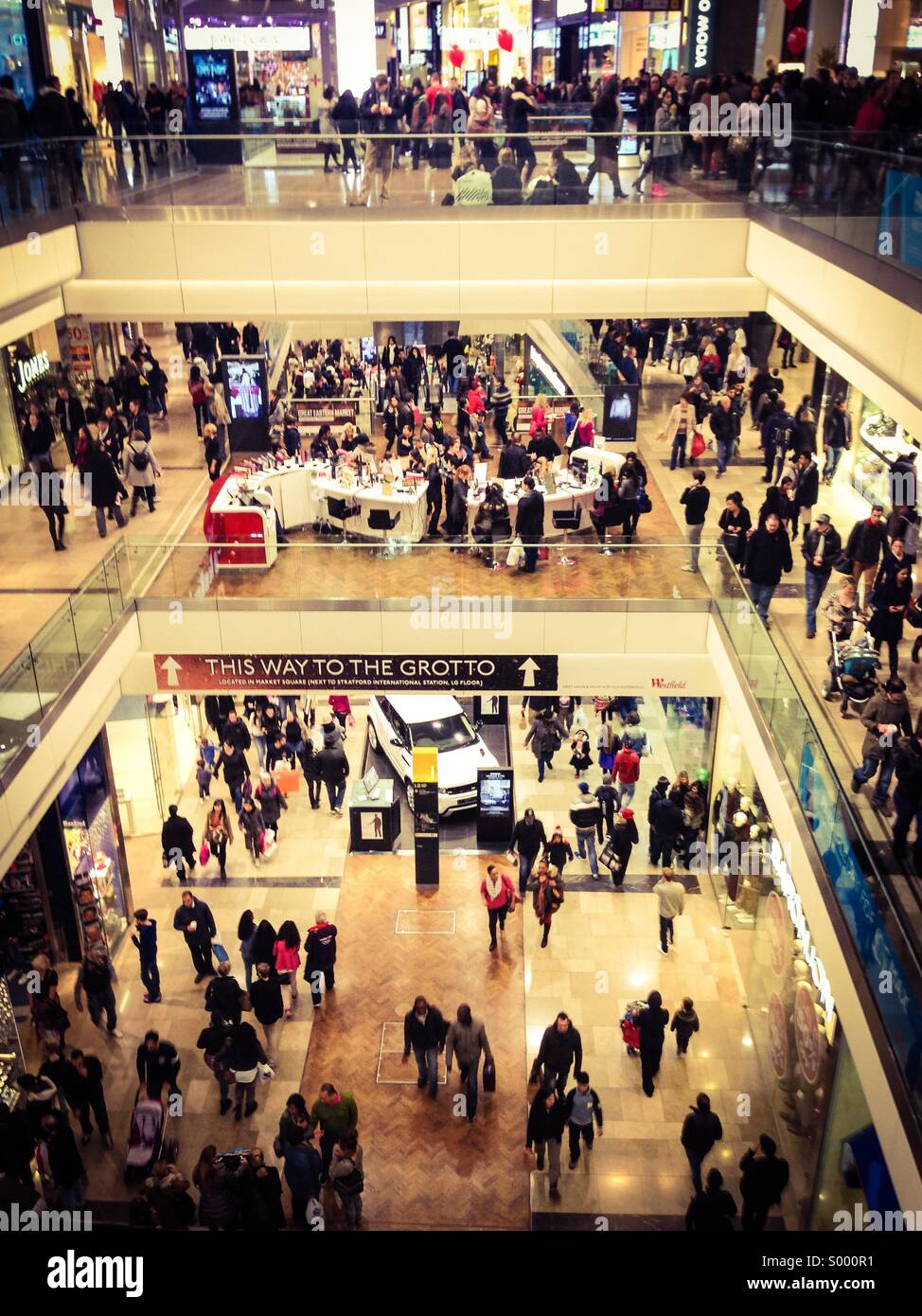 Westfield christmas hires stock photography and images Alamy