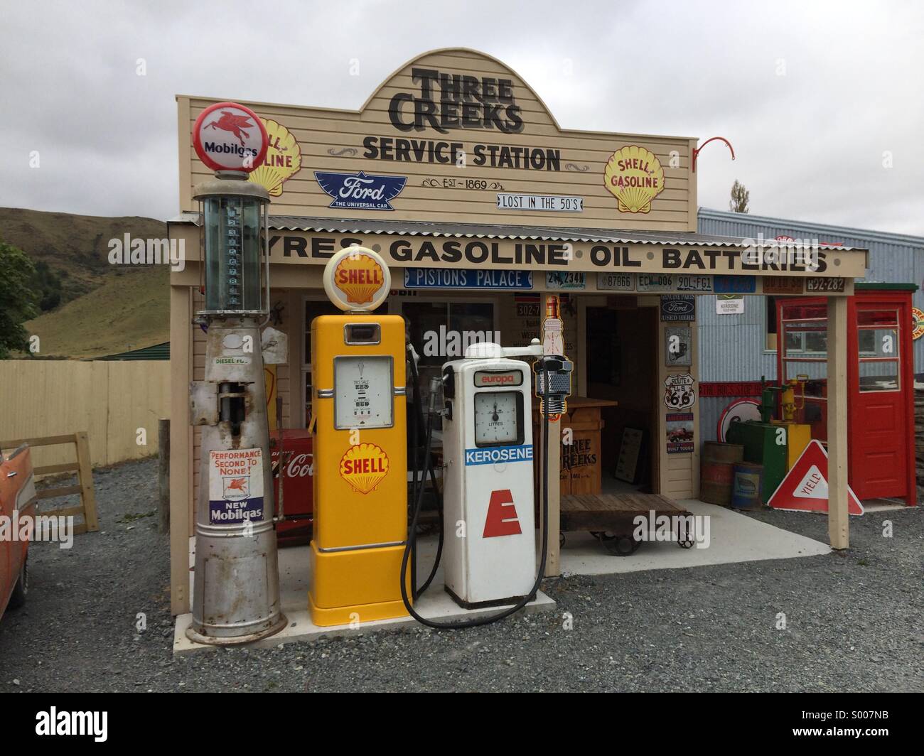Old service station New Zealand Stock Photo Alamy
