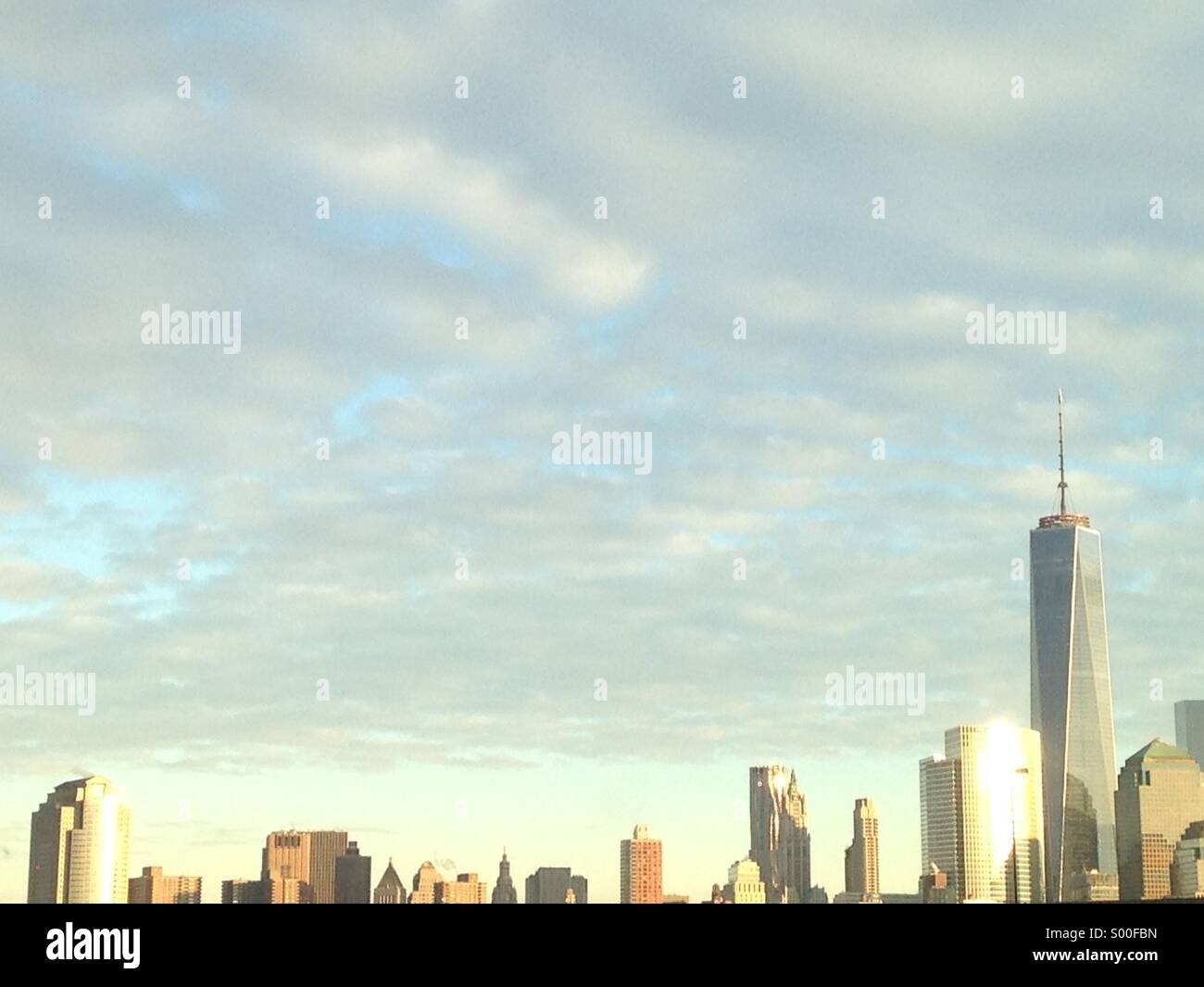 The skyline of lower Manhattan featuring the Freedom Tower. 2014. Stock Photo