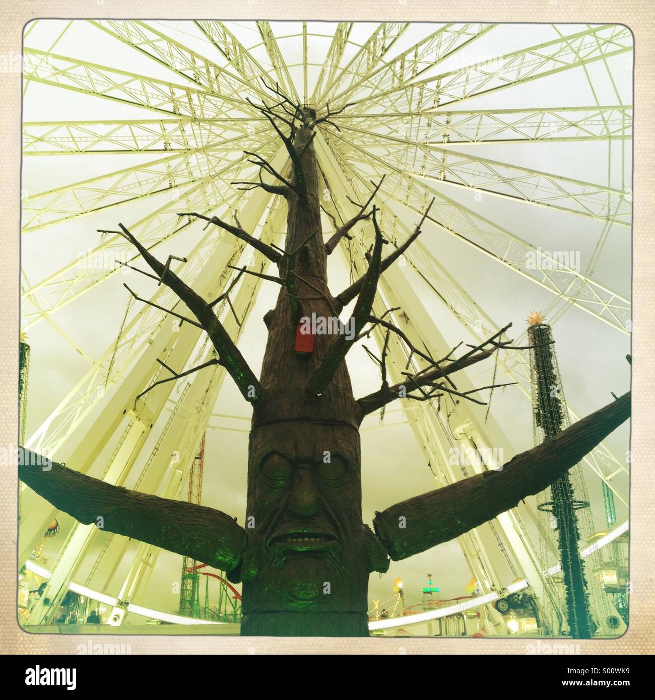 Animated tree hi-res stock photography and images - Alamy