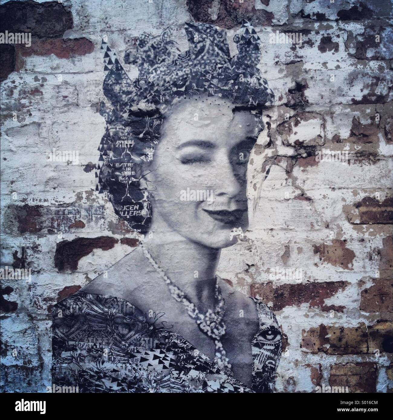 Graffiti Queen Stock Photo Alamy