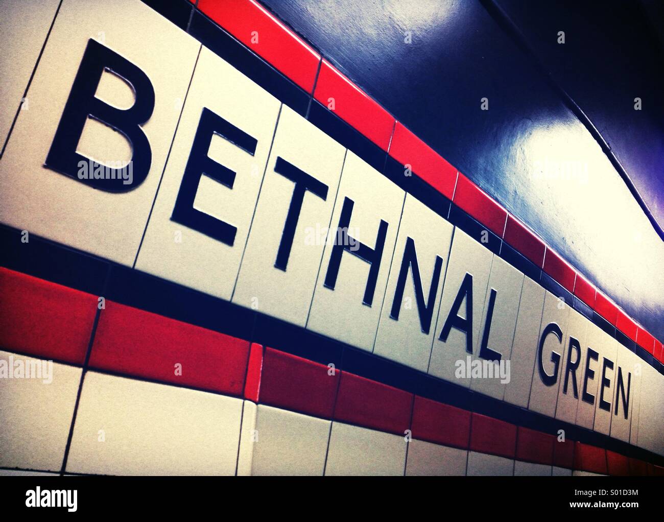 Bethnal green underground hires stock photography and images Alamy