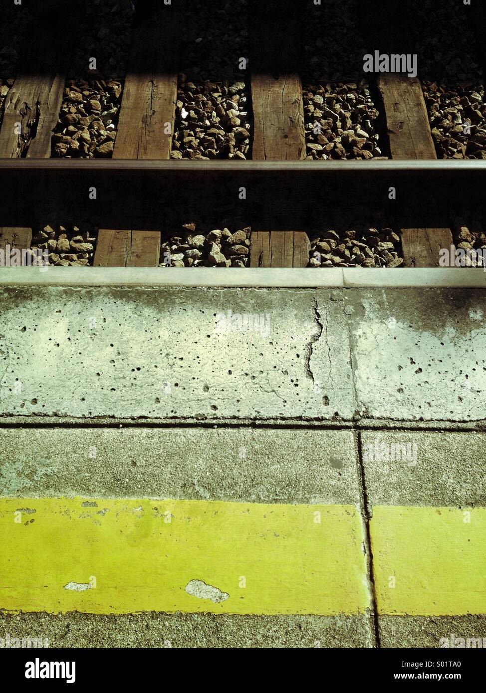 Waiting train train platform hi-res stock photography and images - Alamy