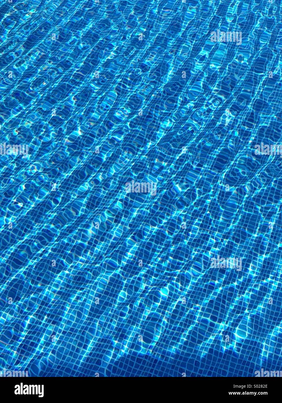 Ripple effect hi-res stock photography and images - Alamy