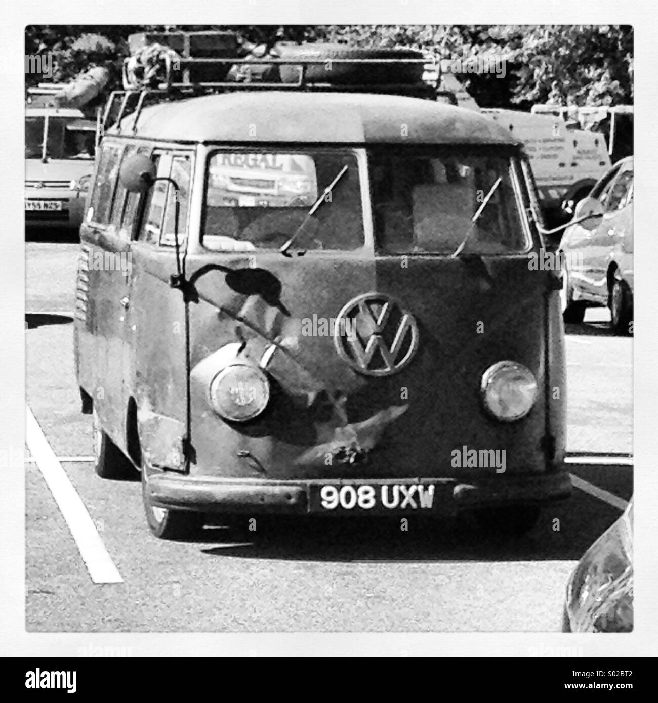 Retro camper Black and White Stock Photos & Images Alamy