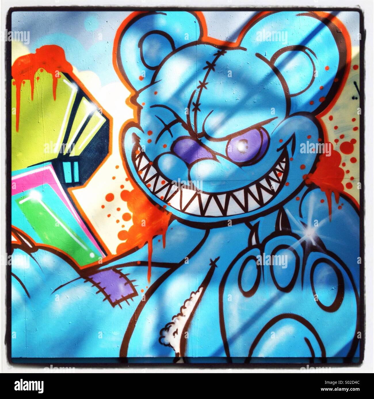 Graffiti Teddy Bear Evil Teddybear Graffiti On Concrete Wall S02D4C