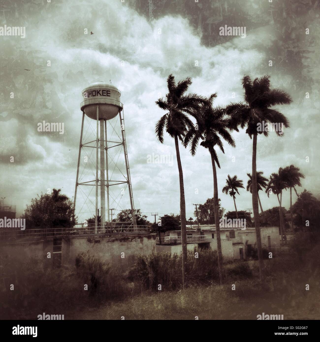 Water tower storage tank hi-res stock photography and images - Alamy