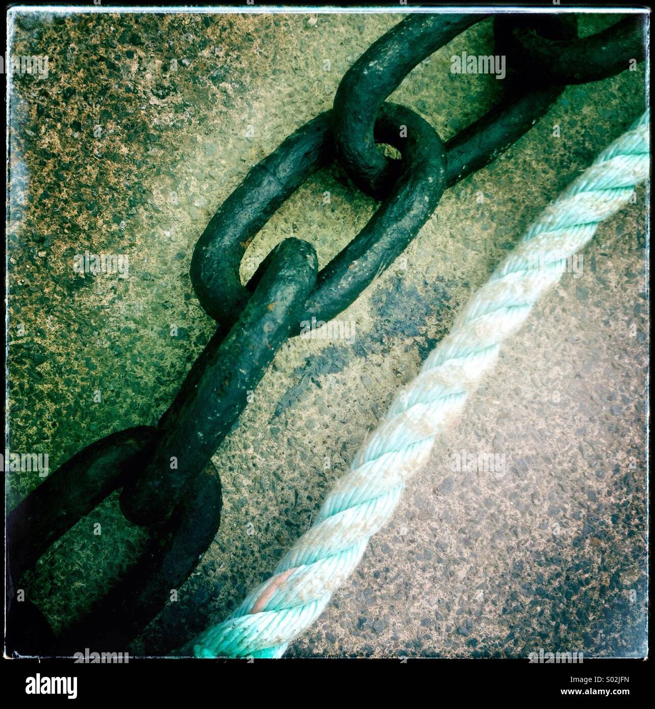 Rope tie hi-res stock photography and images - Alamy