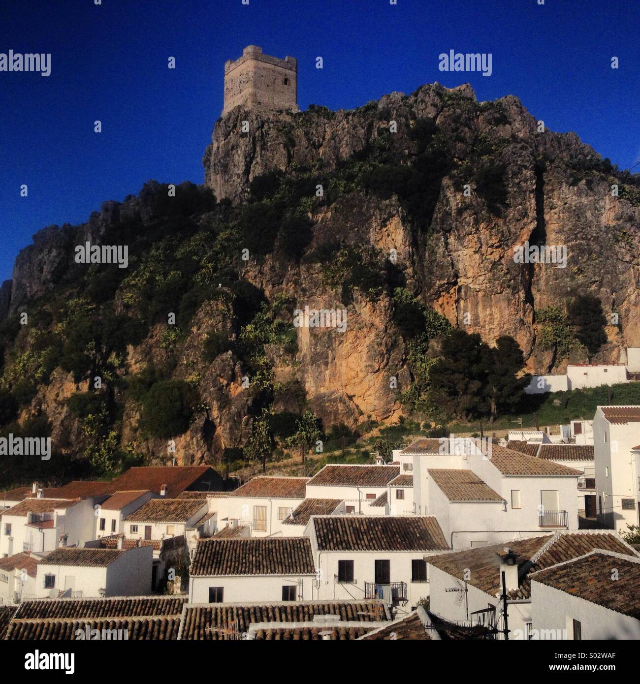 Zahara de la sierra cadiz hi-res stock photography and images - Alamy