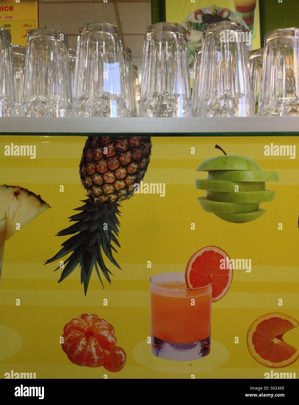 Juice Bar Stock Photos & Juice Bar Stock Images Alamy