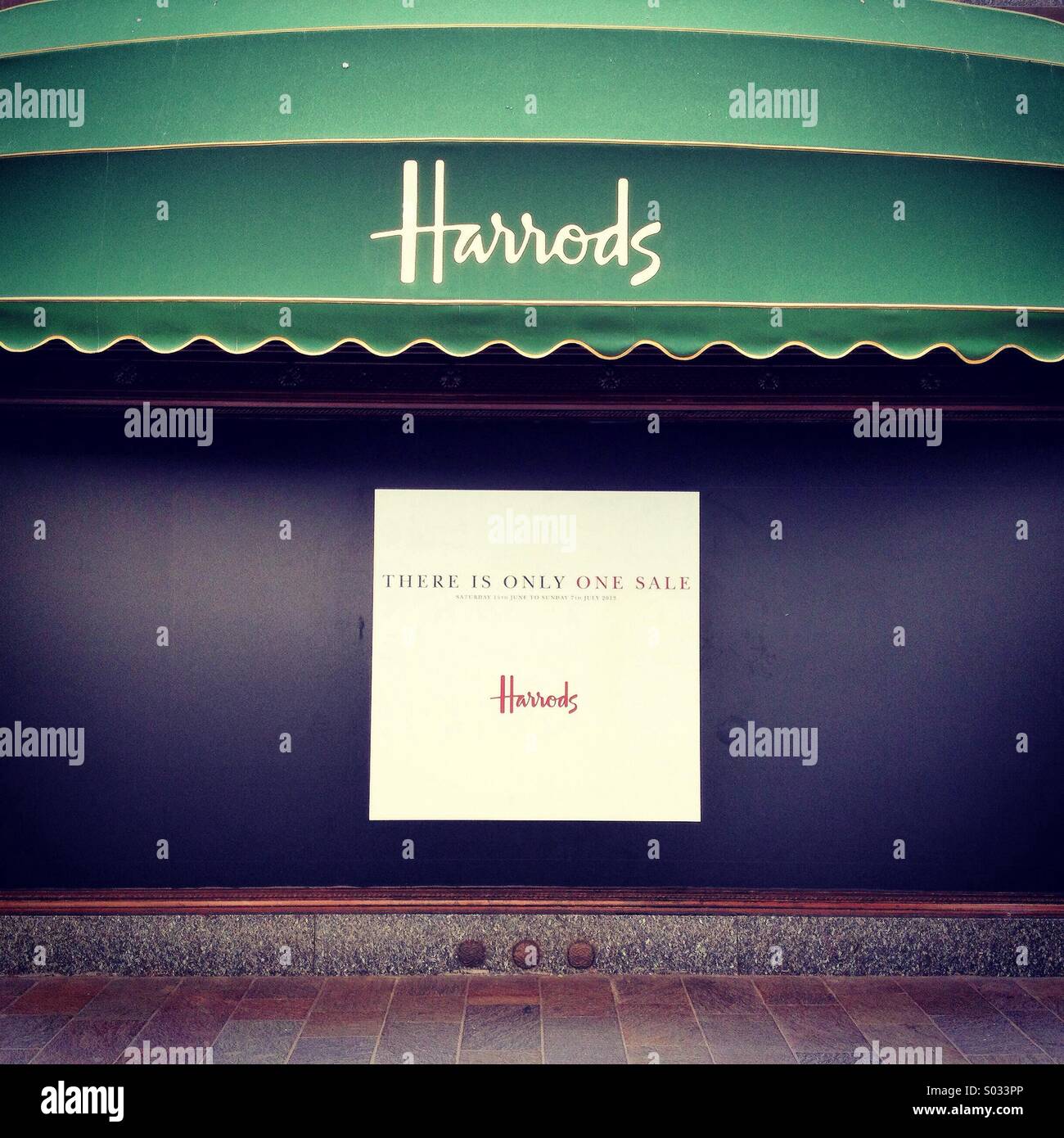 Harrods store awning hires stock photography and images Alamy