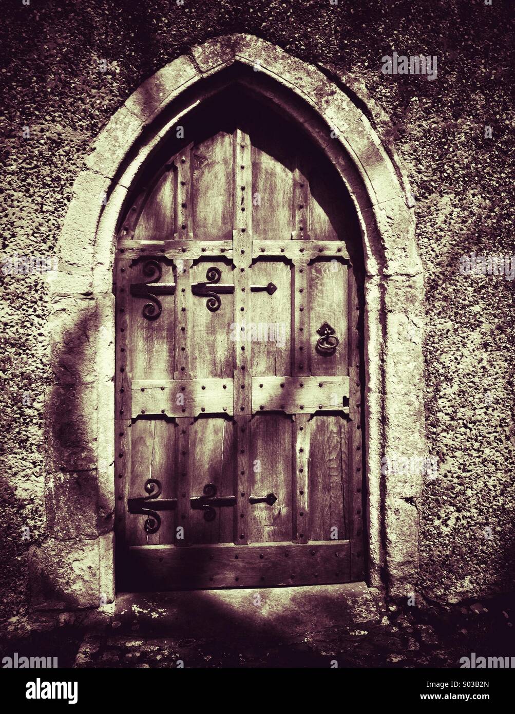 Creepy door hi-res stock photography and images - Alamy
