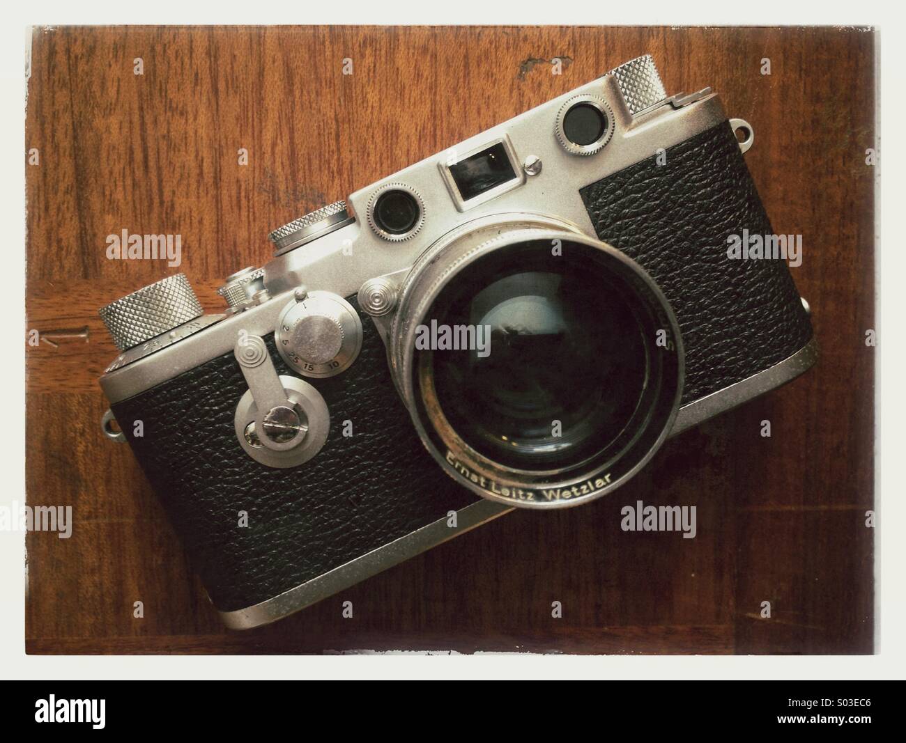 Old vintage Leica film camera Stock Photo - Alamy