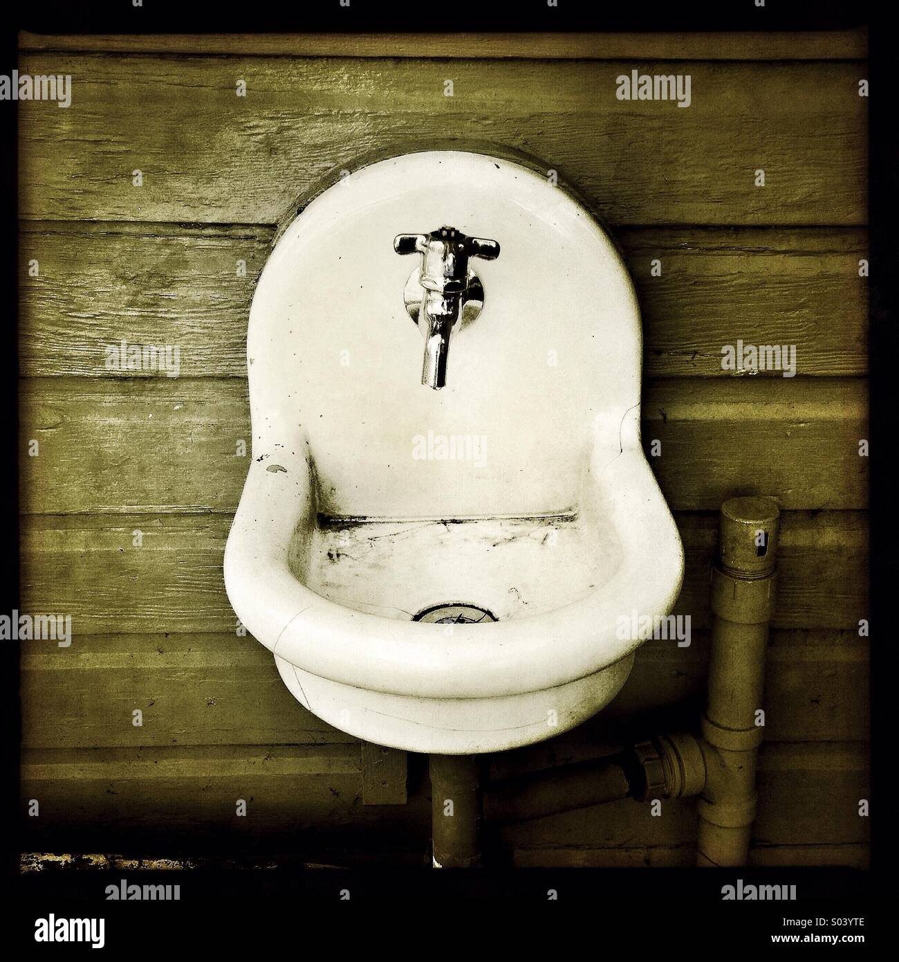 Drinking fountain hi-res stock photography and images - Alamy