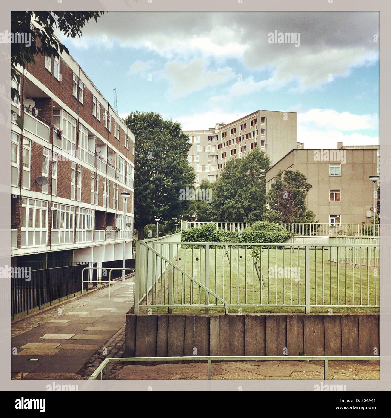 Housing estate london hires stock photography and images Alamy