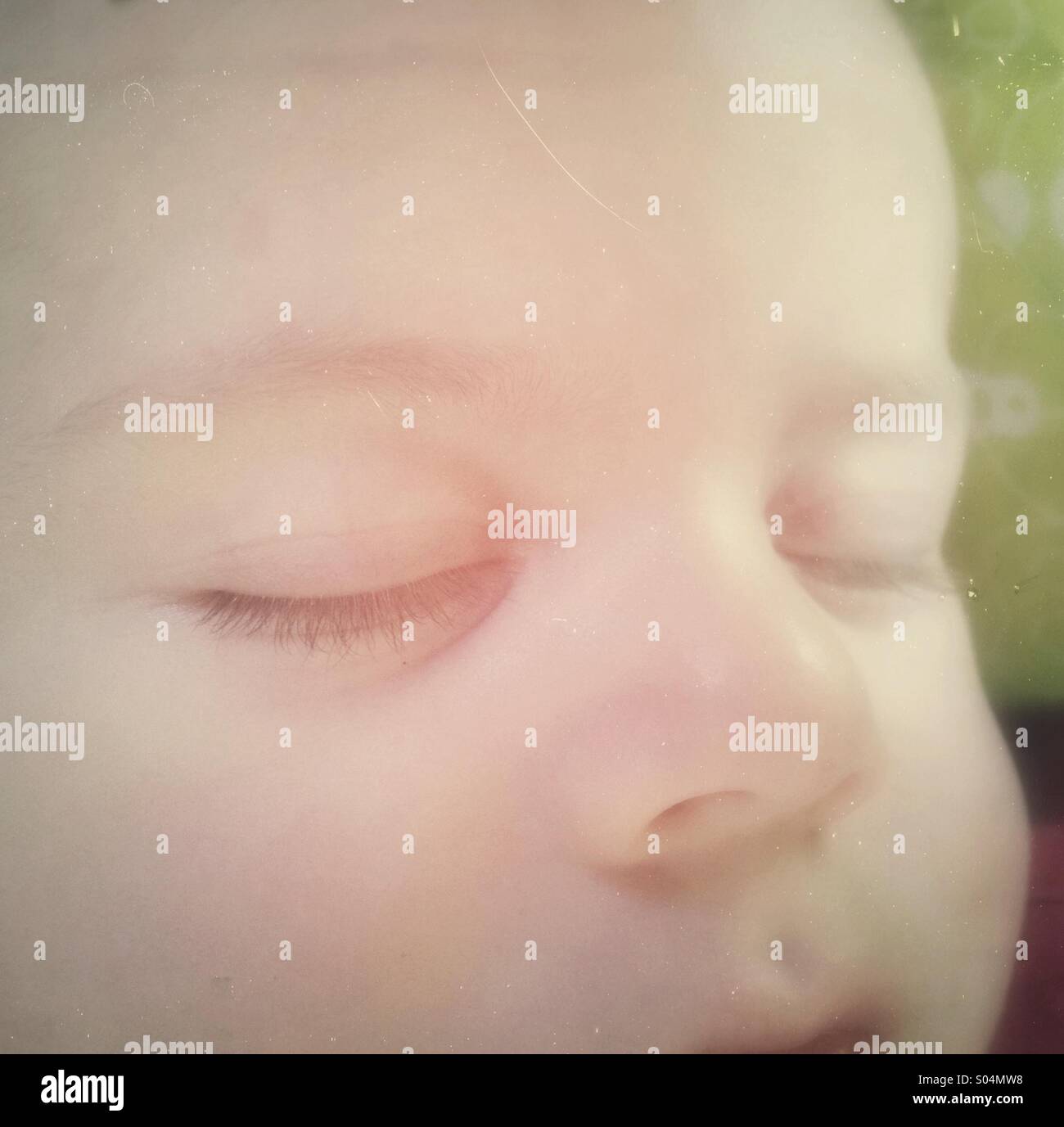 Baby sleeping hi-res stock photography and images - Alamy