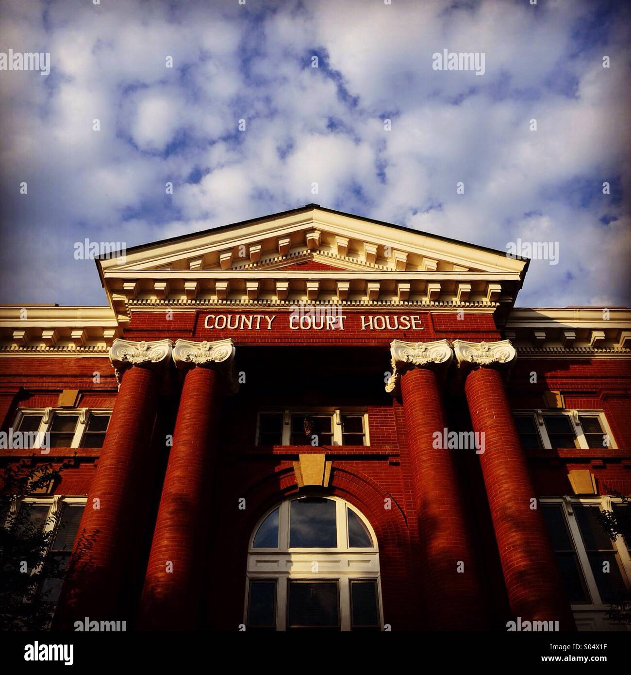 The County Courthouse in Newberry, South Carolina Stock Photo Alamy