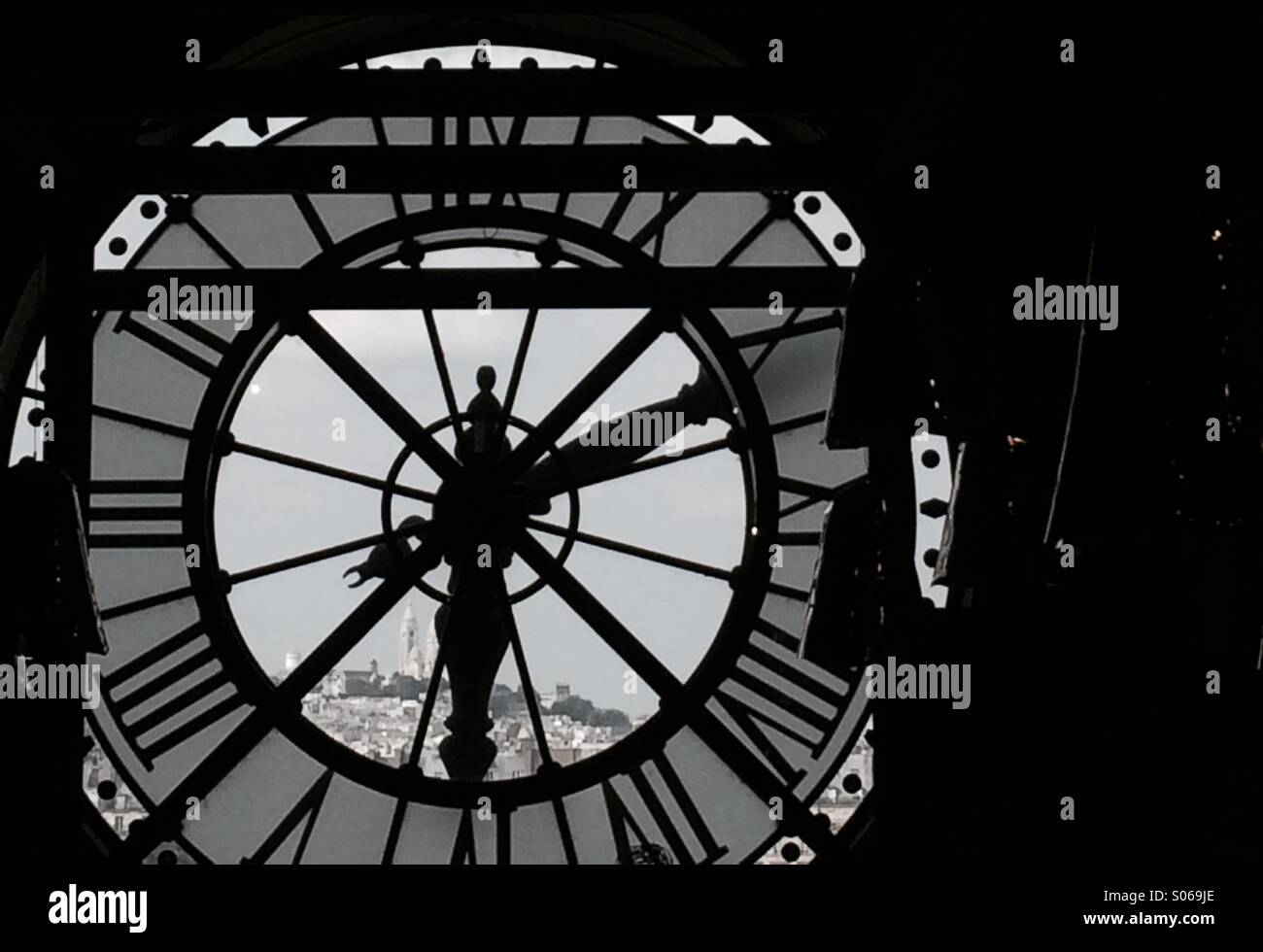 Inside the clock hires stock photography and images Alamy