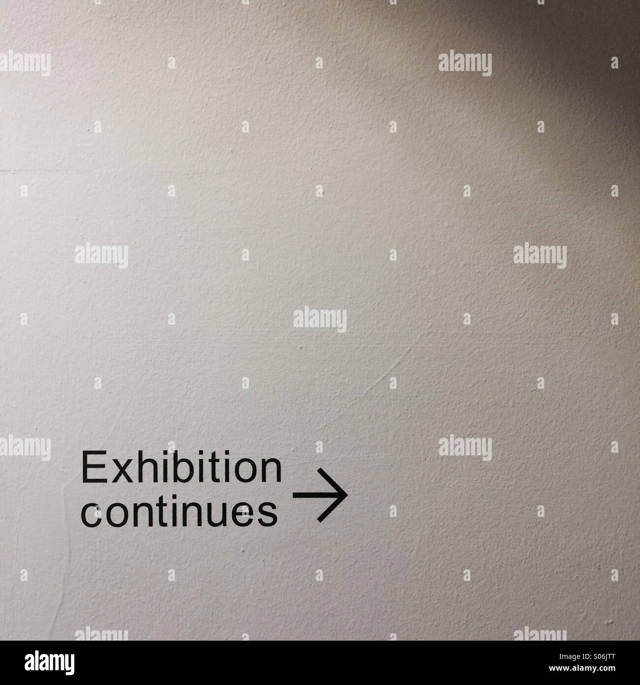 Exhibition continues signage Stock Photo
