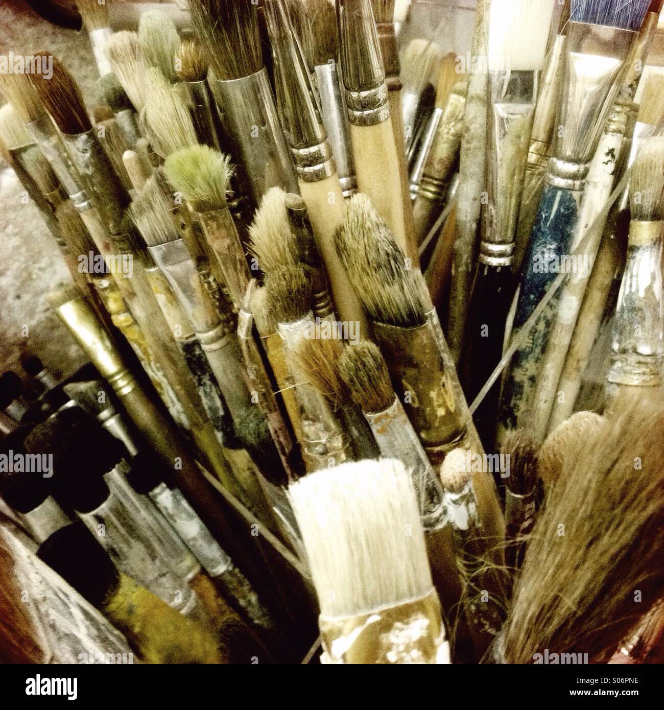 Art brushes hi-res stock photography and images - Alamy