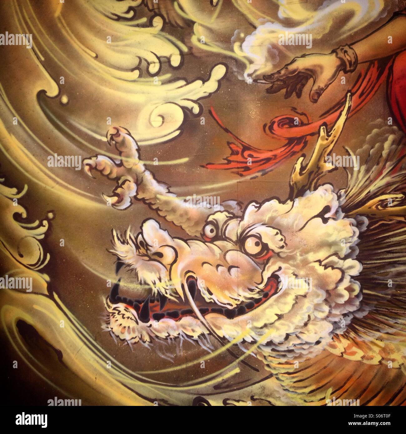 Chinese dragon painting hi-res stock photography and images - Alamy