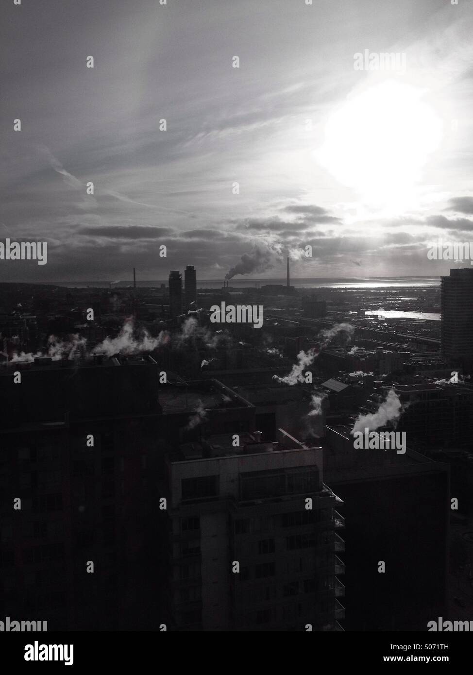 Toronto skyline black and white hi-res stock photography and images - Alamy