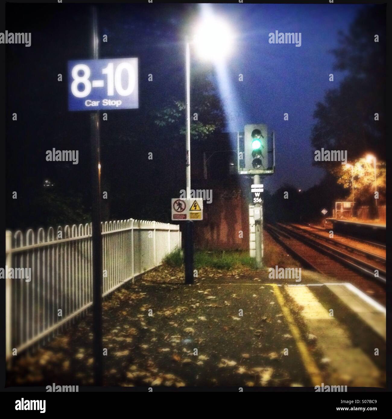 Stop sign car waiting hires stock photography and images Alamy
