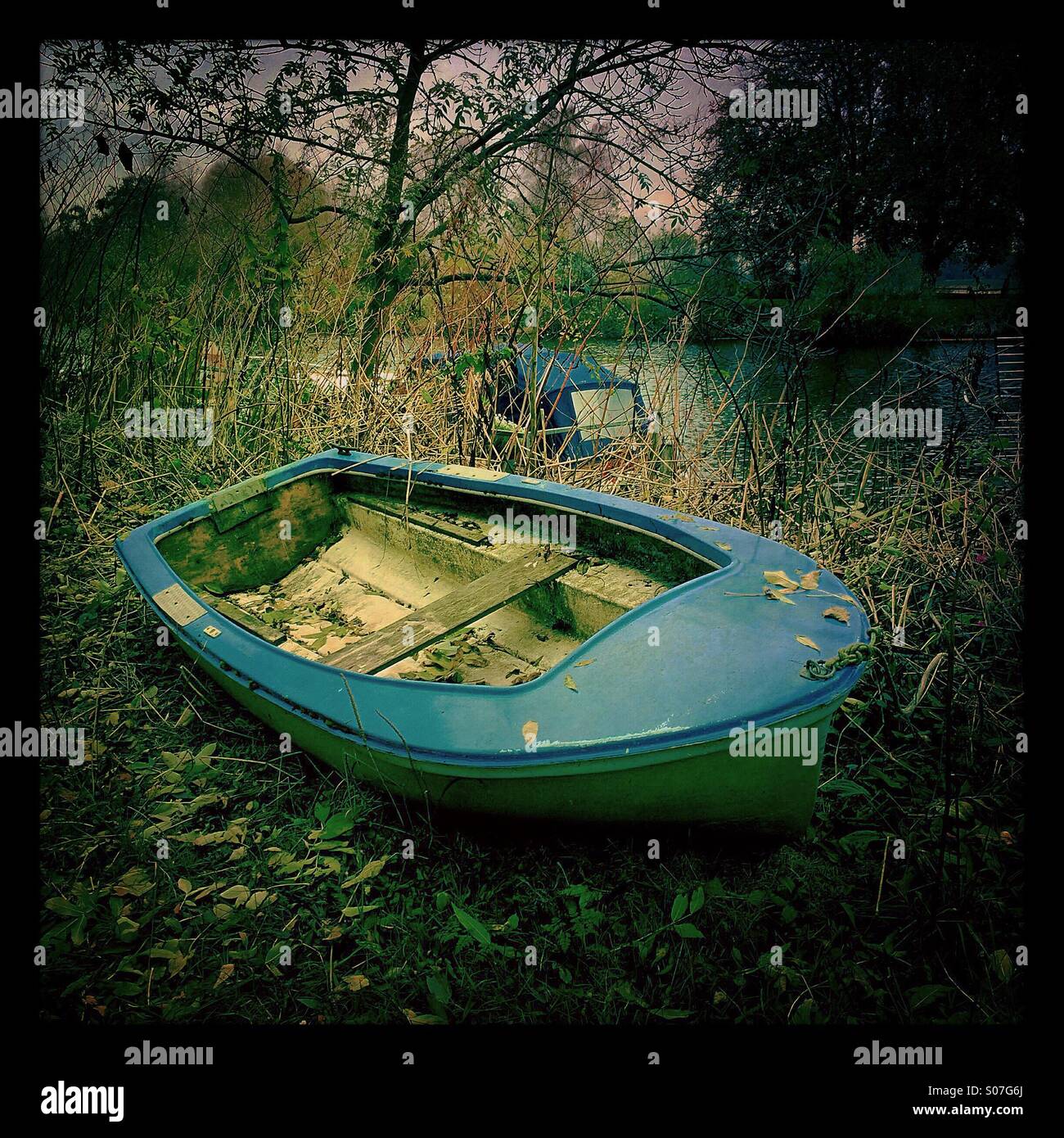Boat run aground hires stock photography and images Alamy