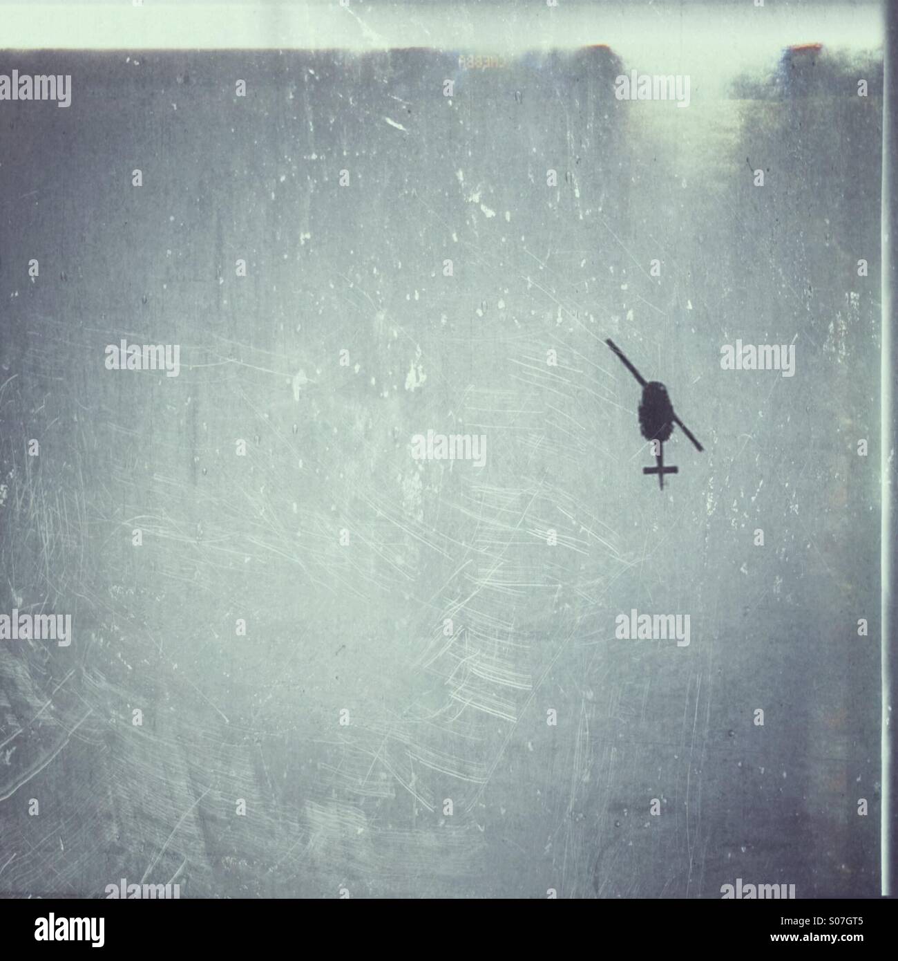 Helicopter silhouette hi-res stock photography and images - Alamy