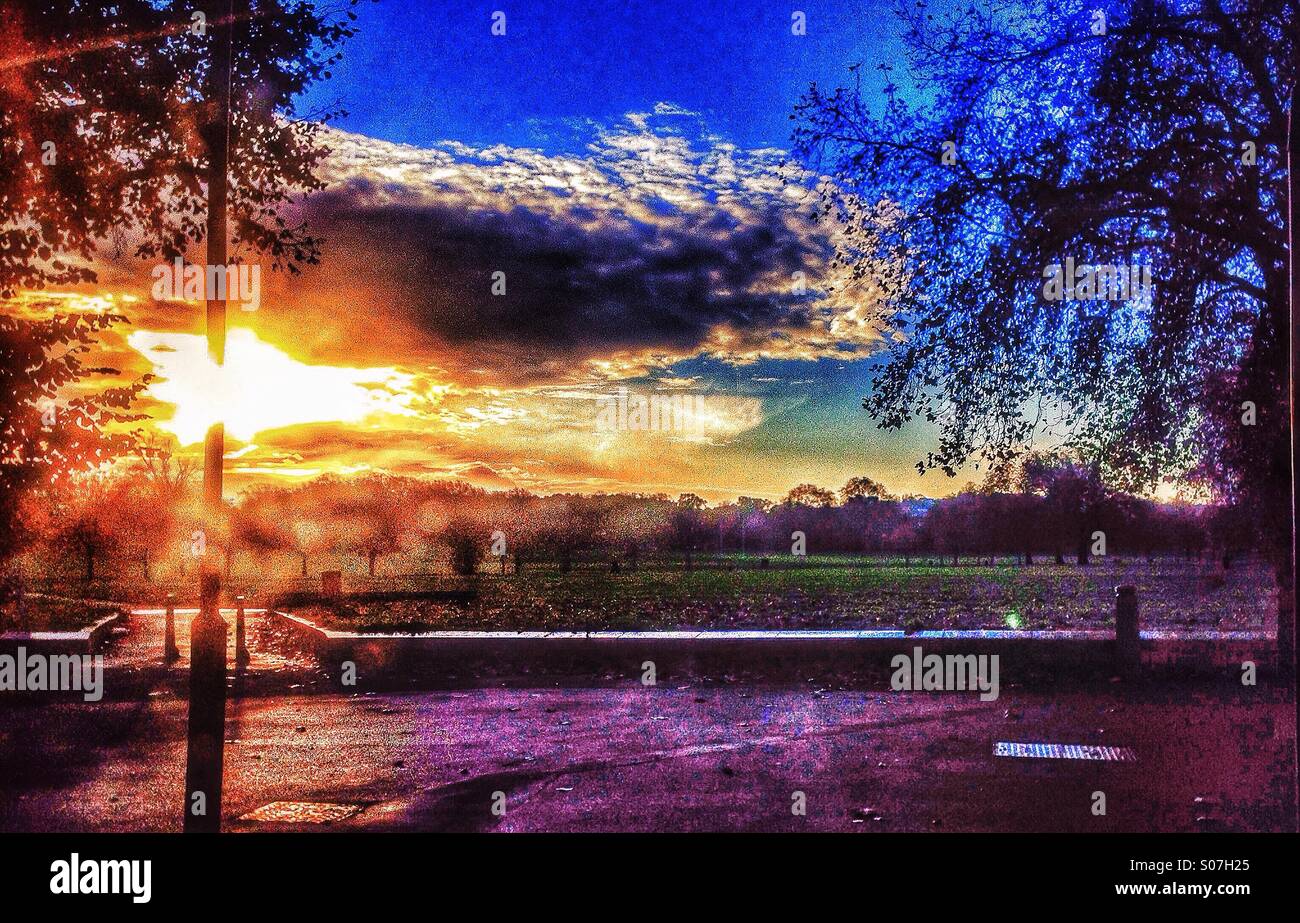 Sunrise over Peckham Rye park Stock Photo