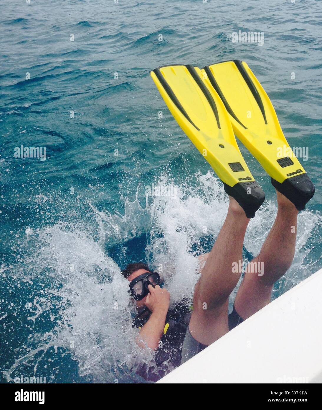 Scuba backwards roll entry Stock Photo Alamy