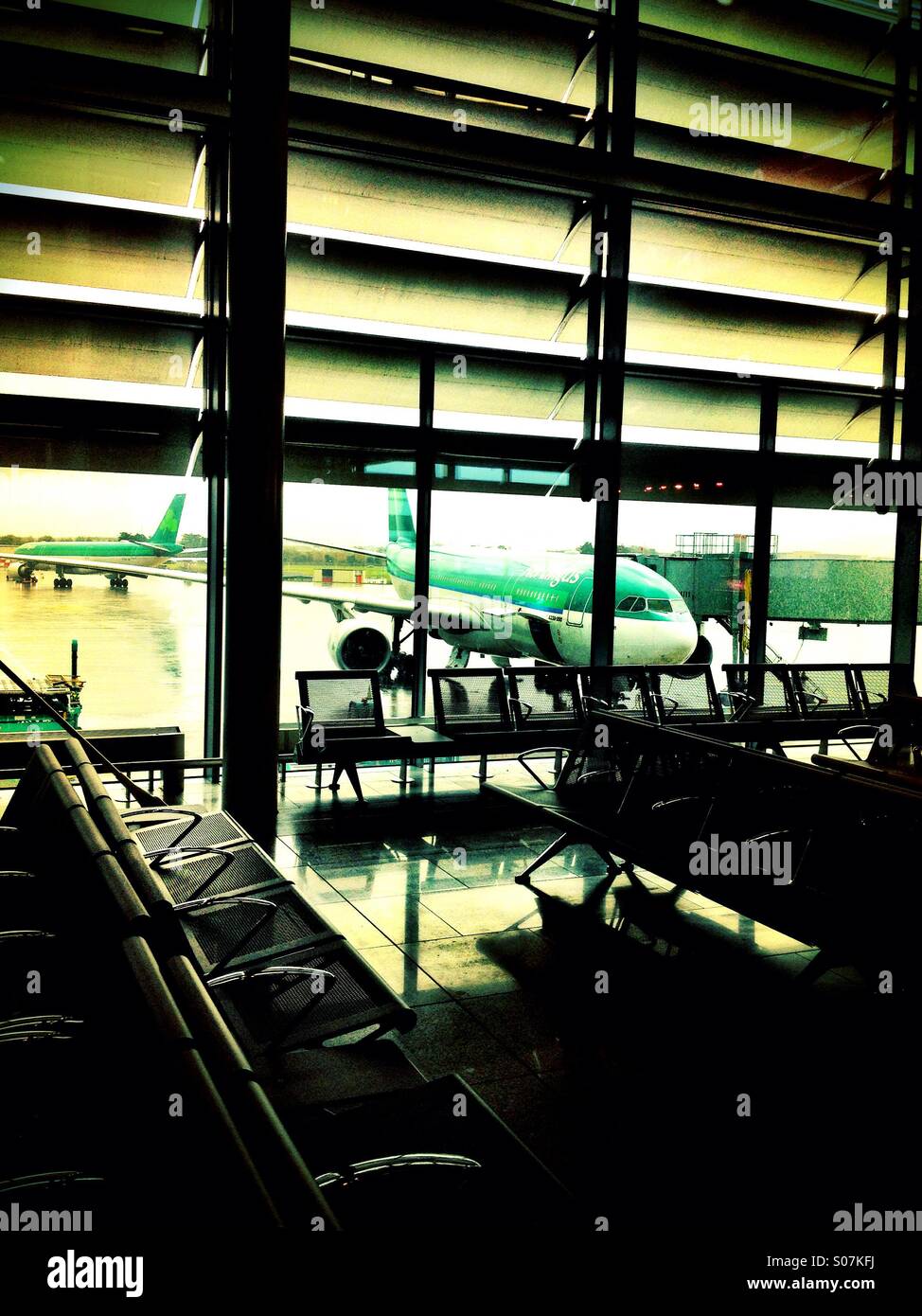 Dublin airport security hires stock photography and images Alamy