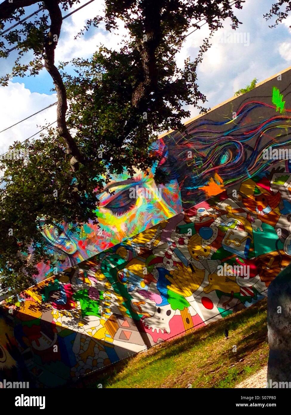 wynwood street art miami painting graffitti Stock Photo Alamy