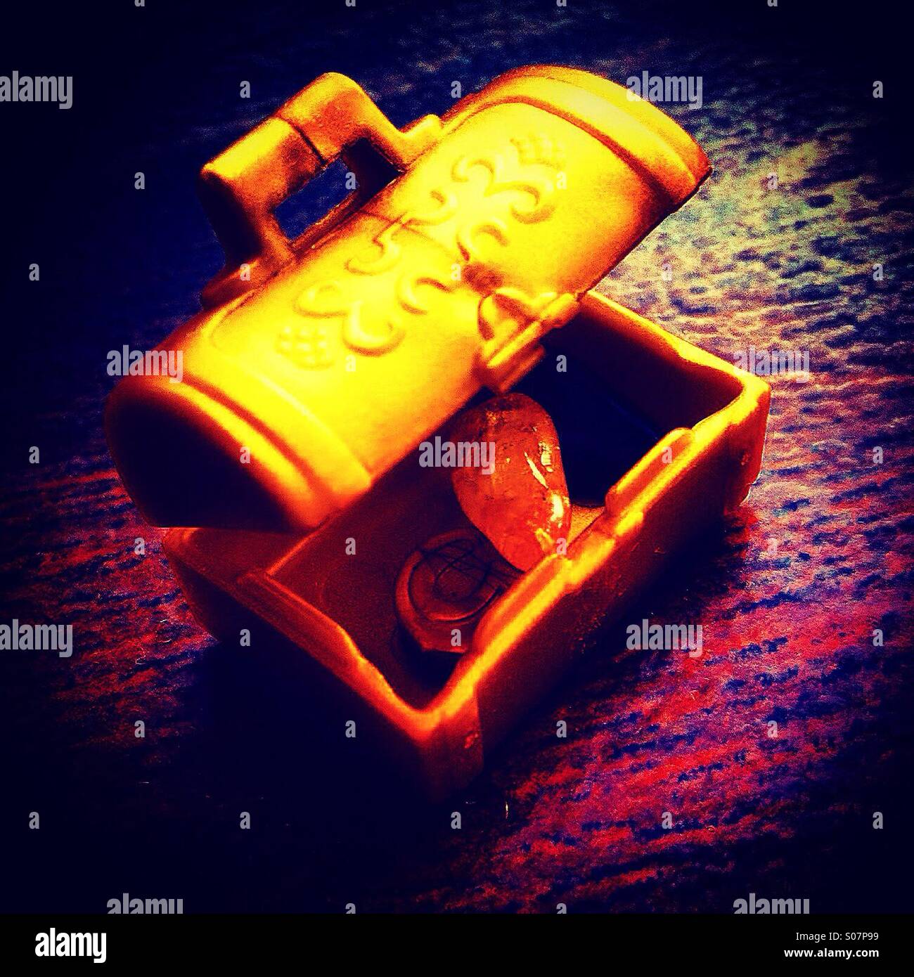 Golden chest hi-res stock photography and images - Alamy