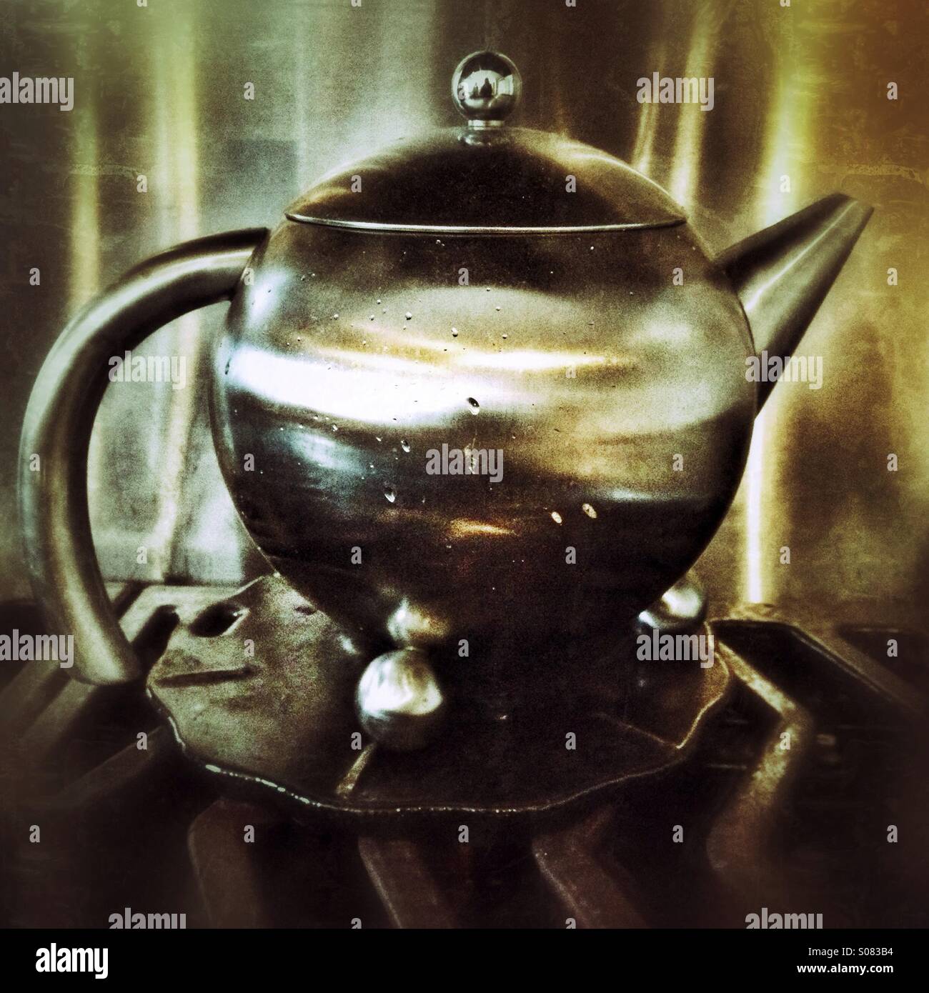 Stainless steel teapot hi-res stock photography and images - Alamy