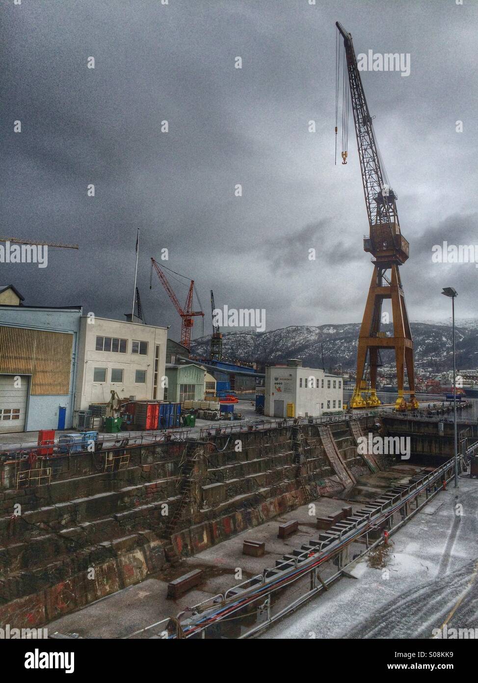 Giant dock hi-res stock photography and images - Alamy