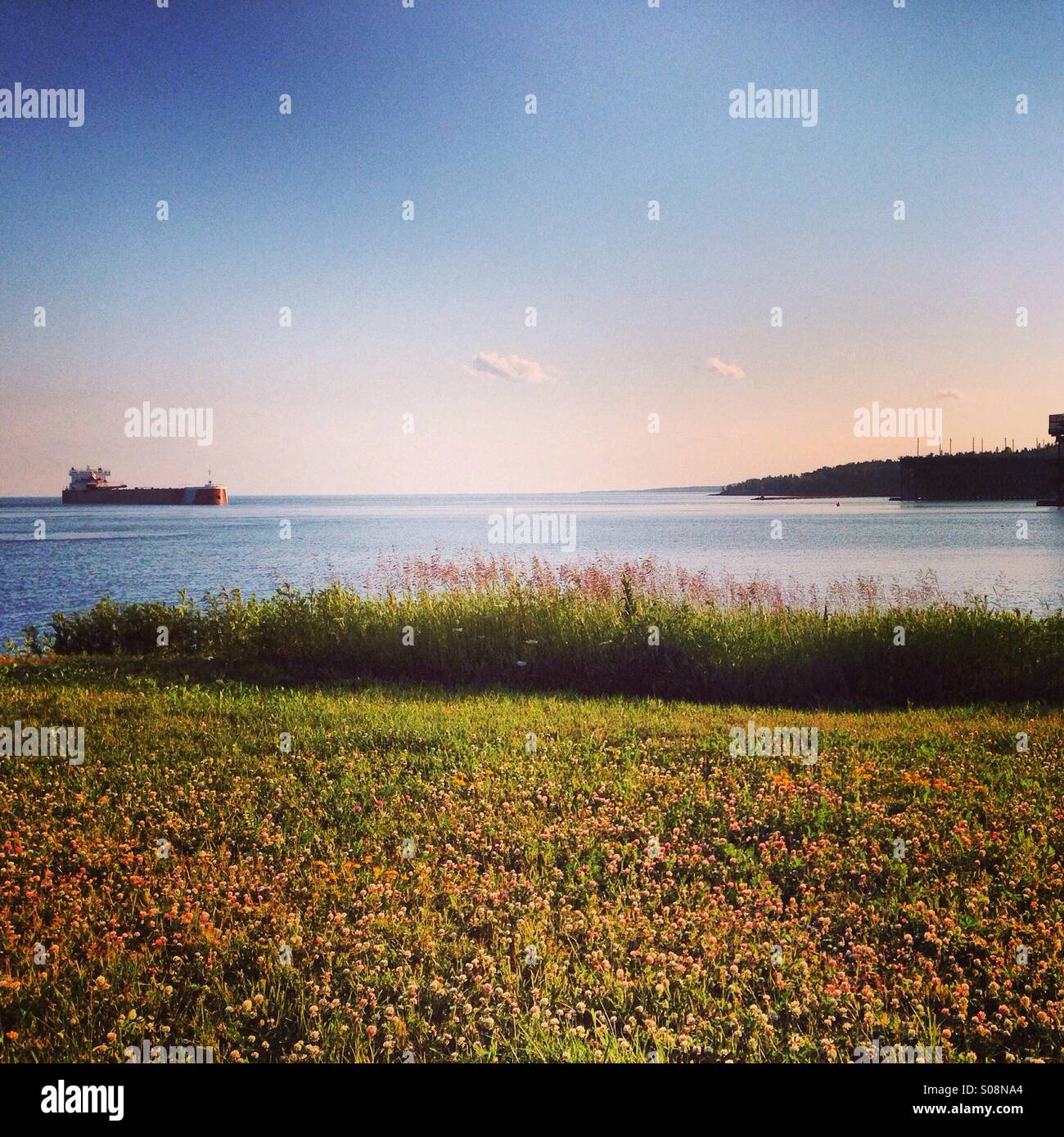 Ship docking in Two Harbors, Minnesota, Lake Superior Stock Photo Alamy