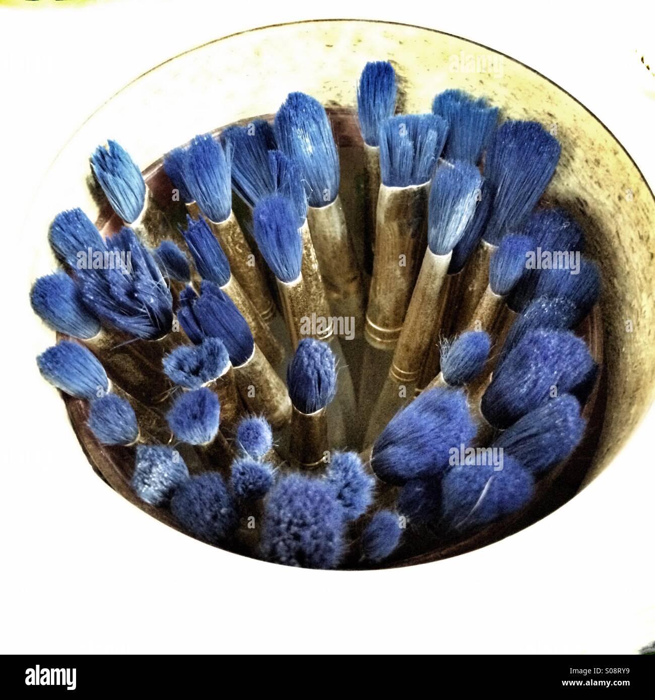 Paint brushes and container hires stock photography and images Alamy