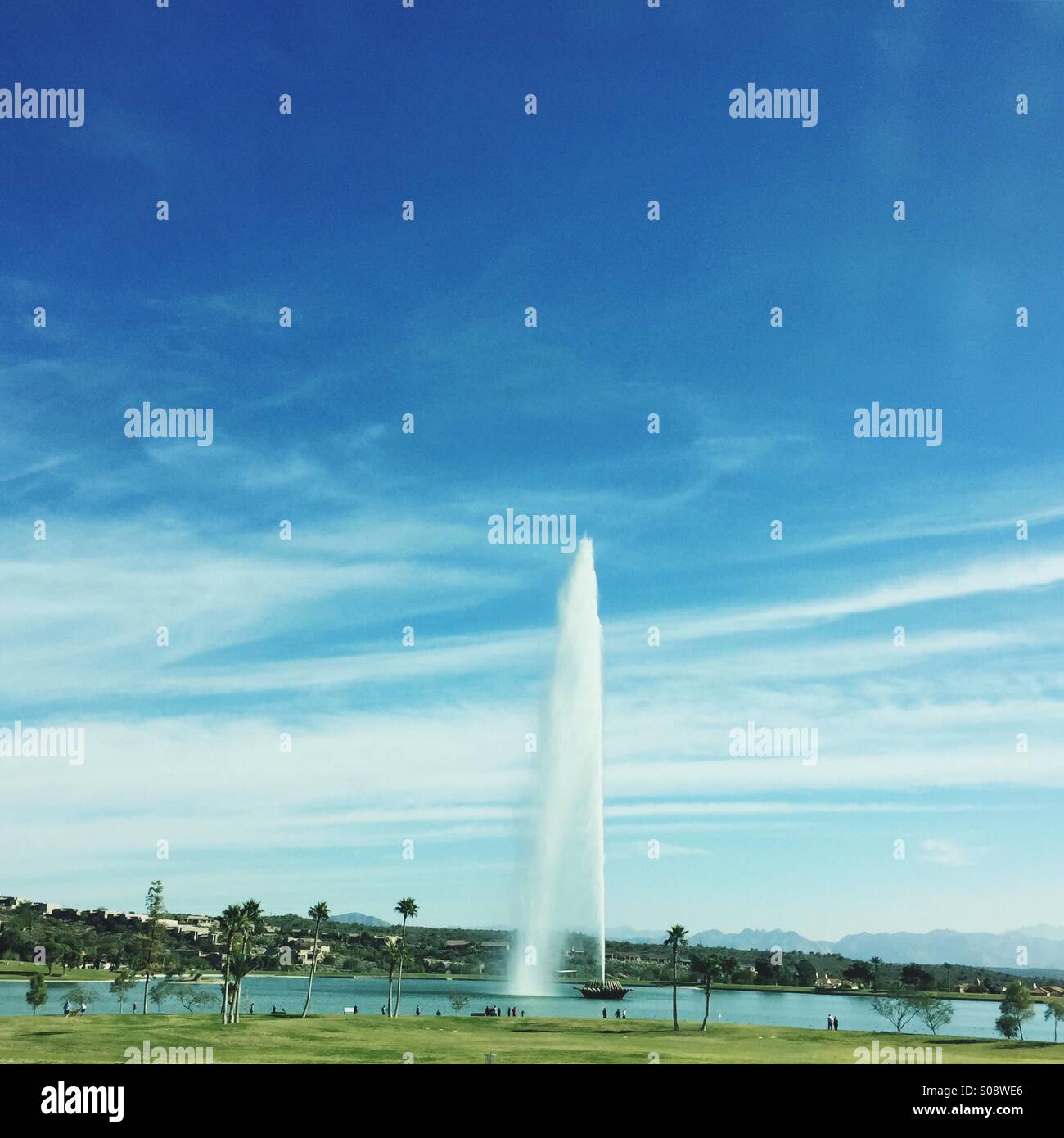 The massive fountain at Fountain Hills, Arizona, erupts on Dec. 21, 2014 Stock Photo Alamy