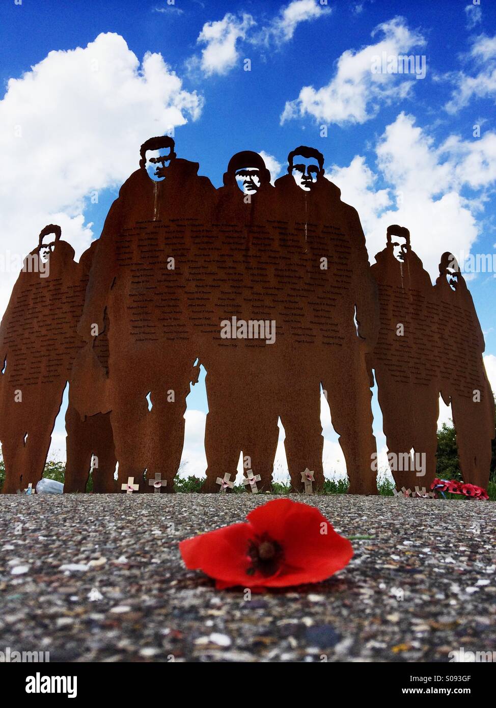 Halifax bomber crew memorial to 158 Squadron at RAF Lissett by artist Peter Naylor - Smartphone Captured Stock Image