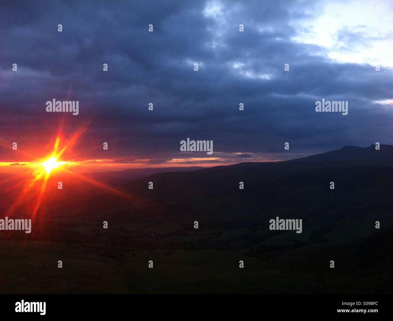 Sun rise over Pen y Fan Stock Photo Alamy